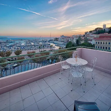 Superbe Duplex Idealement Situe Proche Plages Avec Grande Terrasse Vue Port !l A1b59 Apartamento *