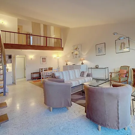 Superbe Duplex Idealement Situe Proche Plages Avec Grande Terrasse Vue Port !l A1b59 Apartamento *